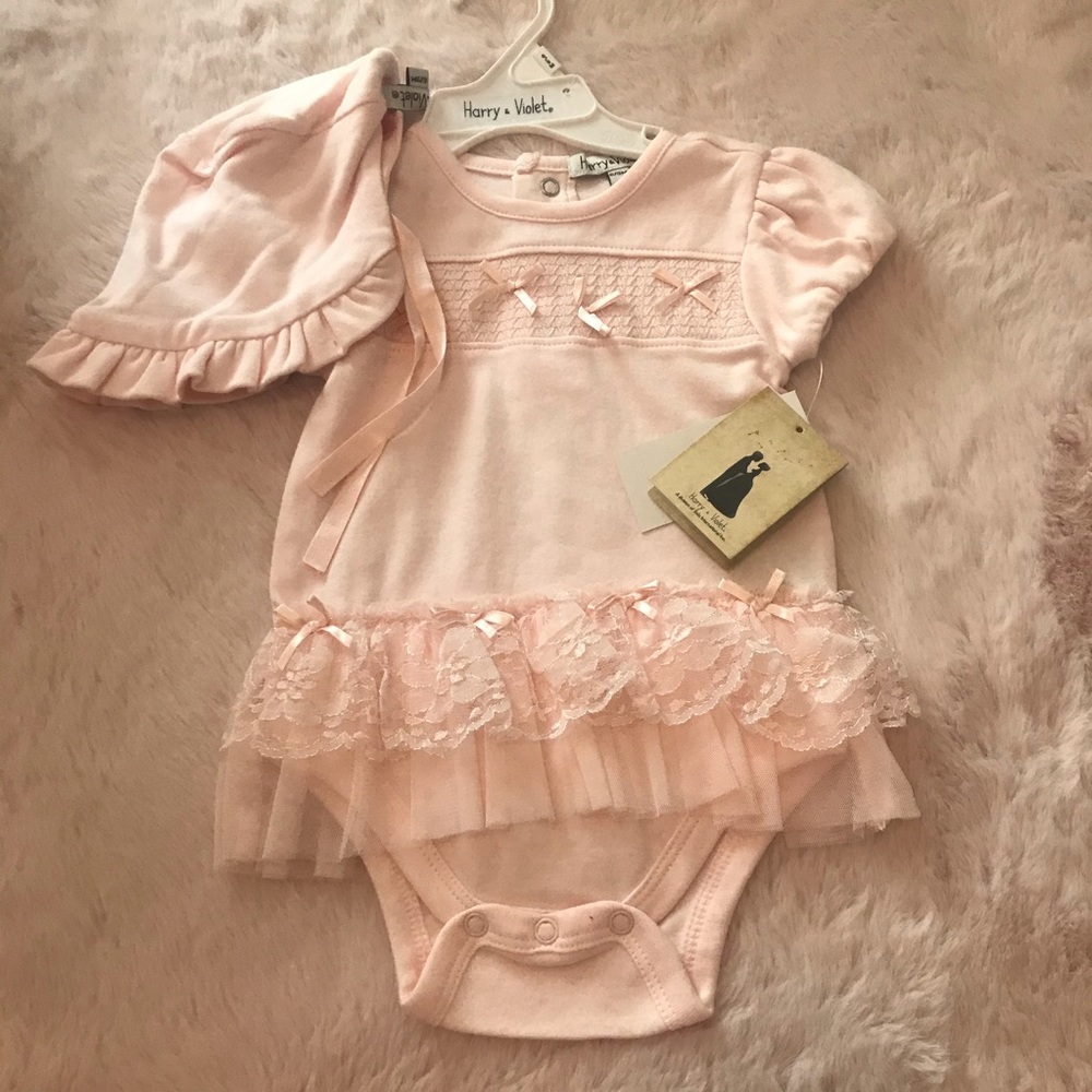 🆕 3/$30! Harry & Violet NWT 2 piece pink set 6-9 mos
